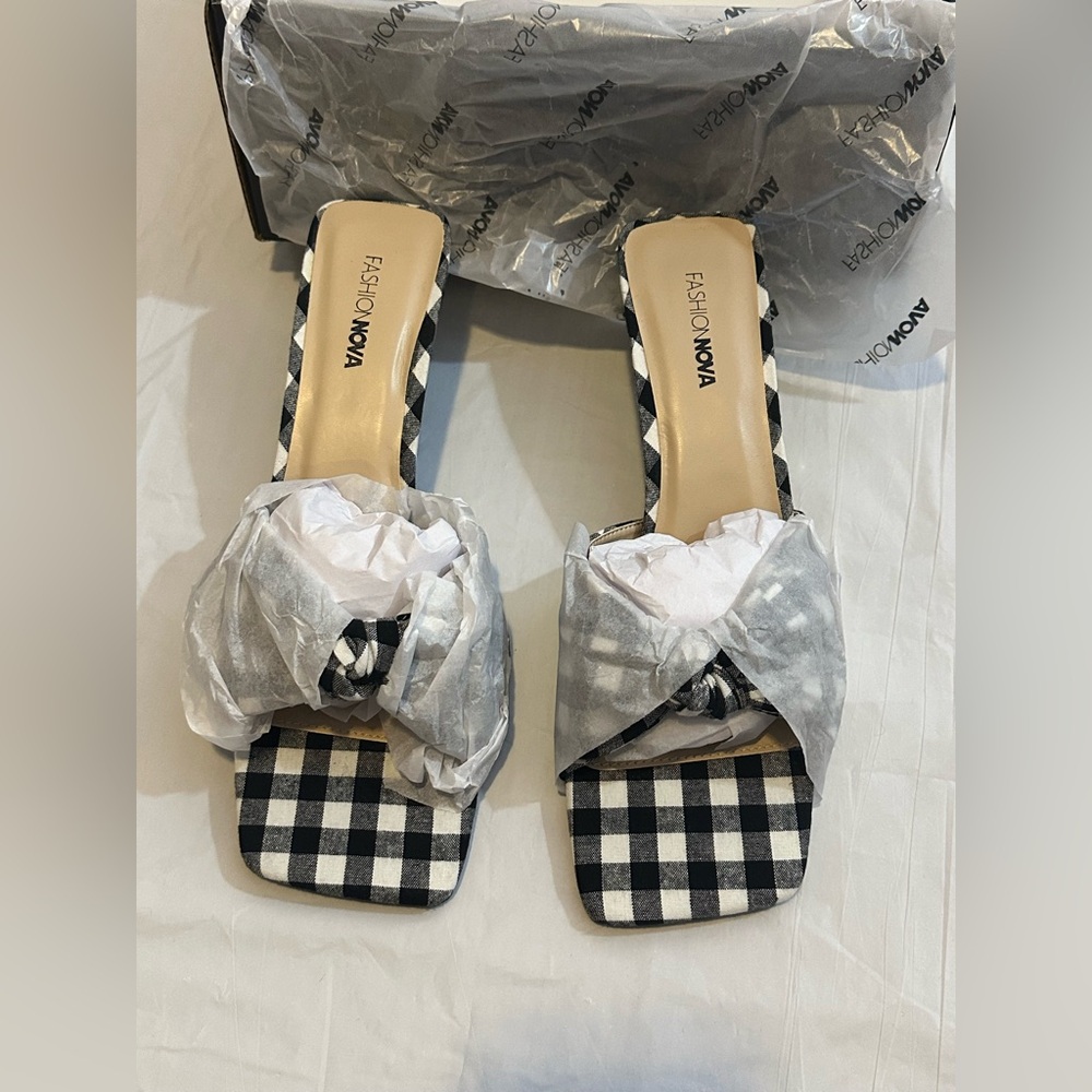 Fashion Nova Gingham Black and White Sandals - Picture 4 of 7